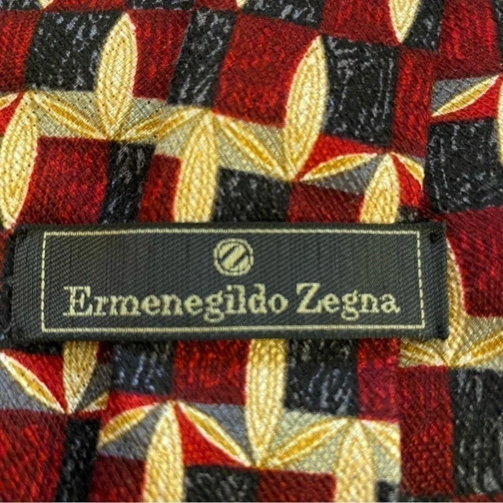 Vintage Y2K Ermenegildo Zegna Printed Silk Tie
